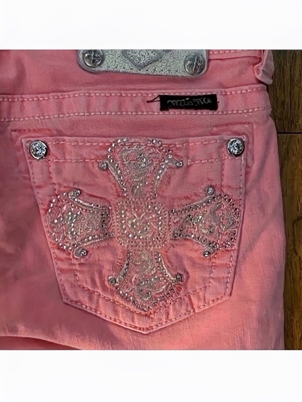 Gorgeous Miss Me Embellished Capri Jeans With Crystal Cross Pocket Details